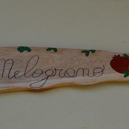 Il Melograno B&B Apartament Роэ Экстерьер фото